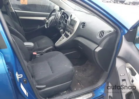 2010 Toyota Matrix z USA, uszkodzony, nr VIN 2T1LE4EE7AC014320